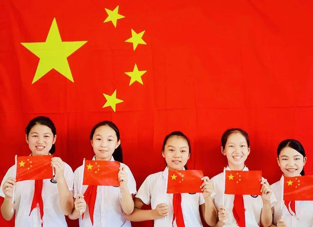 下半旗的四种情况_下半旗志哀和致哀的区别_下半旗