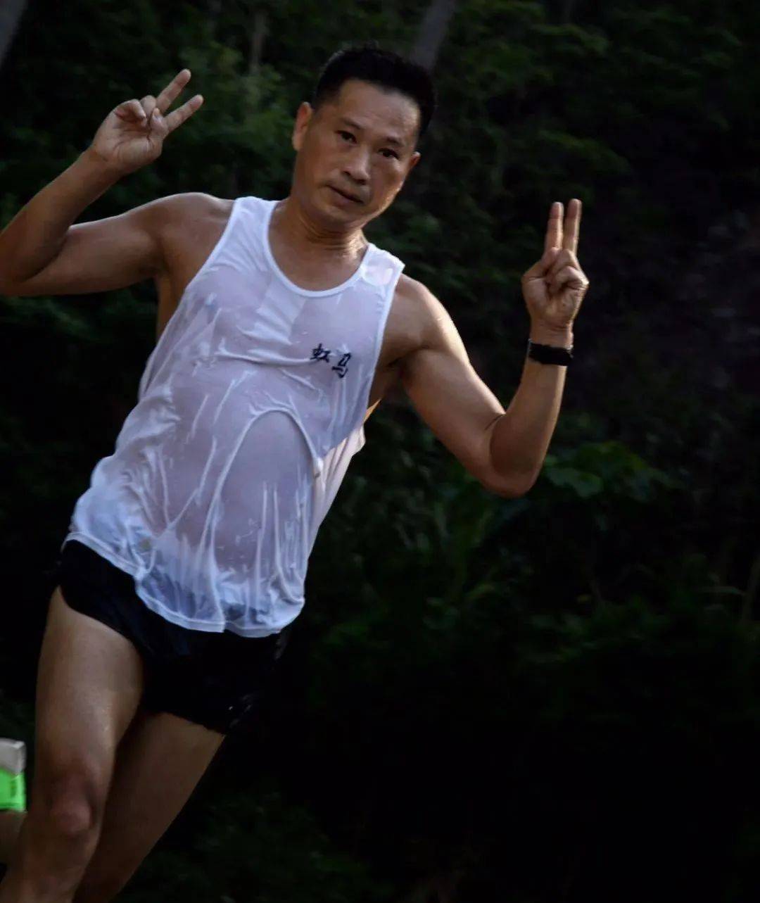 新年愿望_愿望新年歌曲_愿望新年新期待手抄报图片