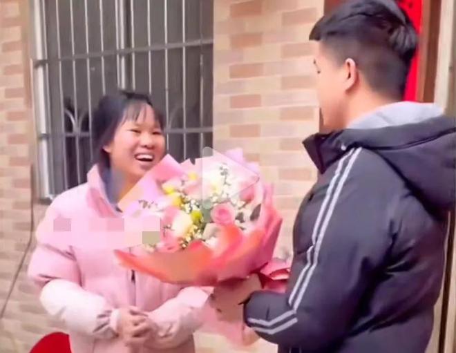 女生讨要抚养费被亲戚打流产_亲戚打胎还要随礼吗_亲戚打胎要送红包吗