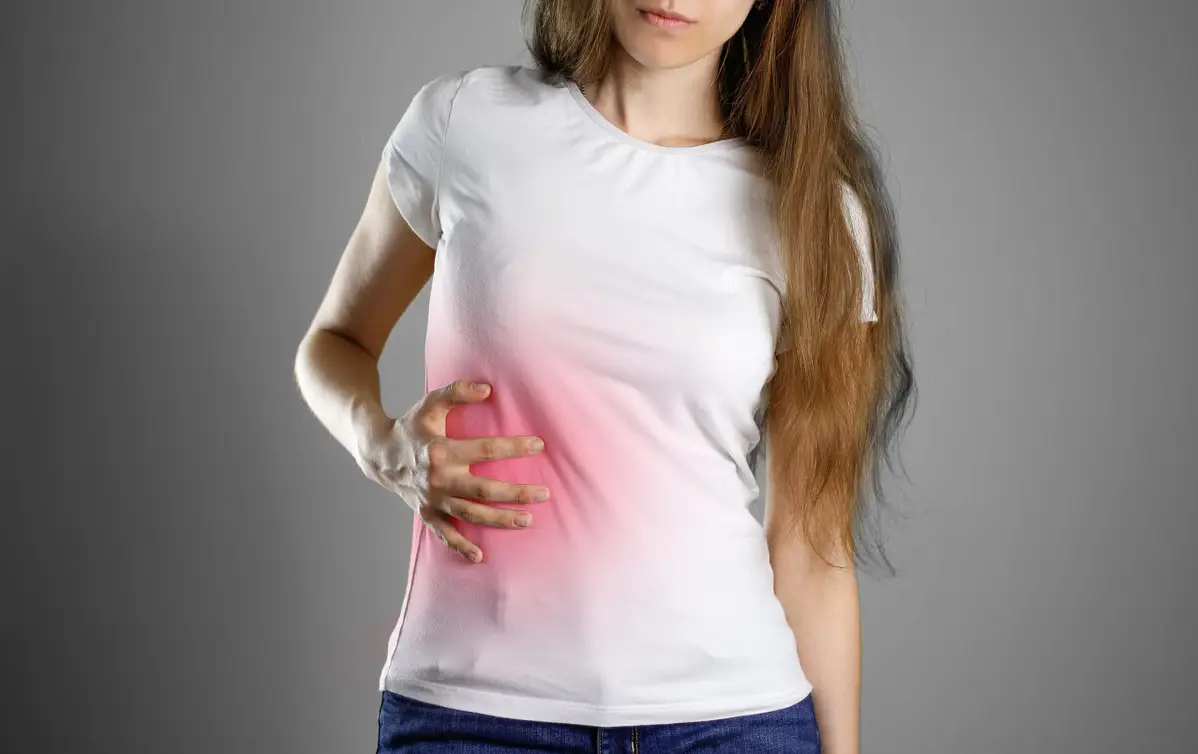 肝不好后背疼的位置图_肝后背痛病情对照图_肝部位后背疼