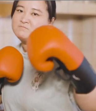 贾玲春晚_贾玲_大张伟否认追贾玲