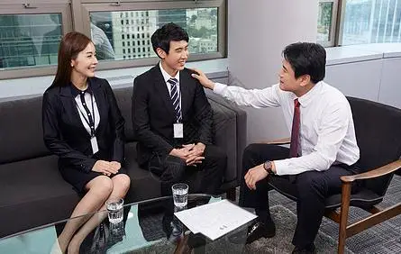 查尔斯王子和卡米拉_戴安娜与查尔斯_查尔斯